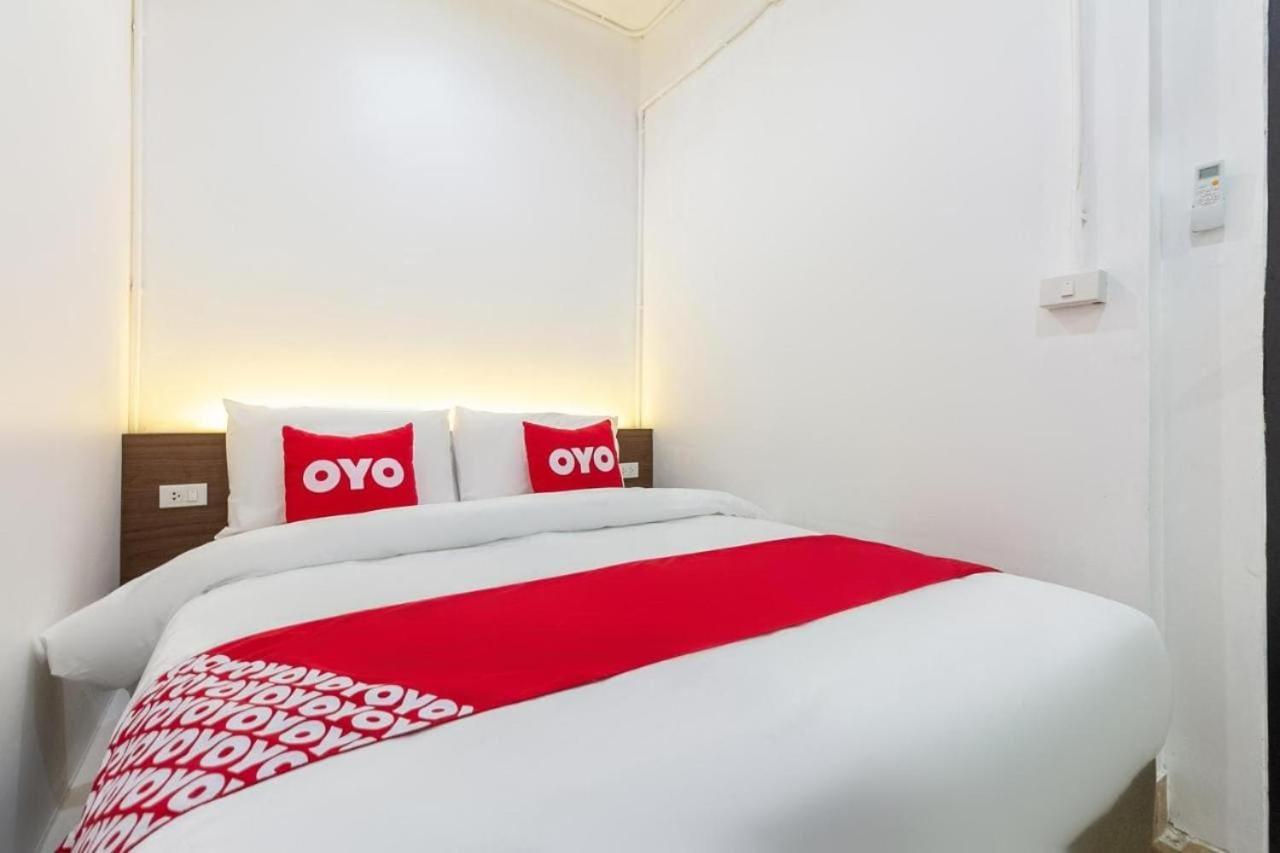 Oyo 75416 Rama3 Sunrise Hostel Bangkok Exteriör bild